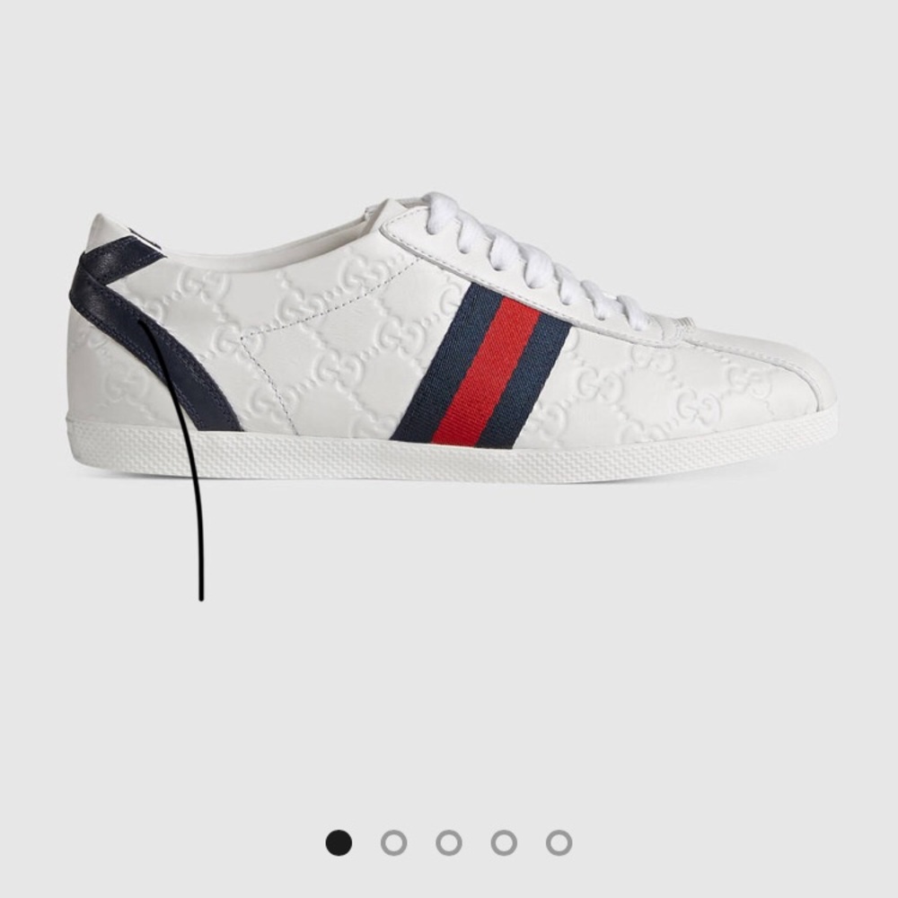 ISO This SHOE
